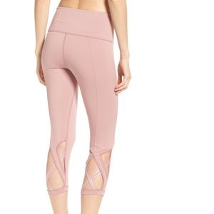 High Waisted Zella Crop Leggings - Dusty Pink